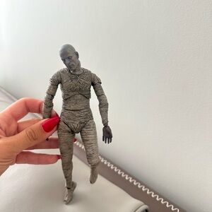 Mummy action figure kids